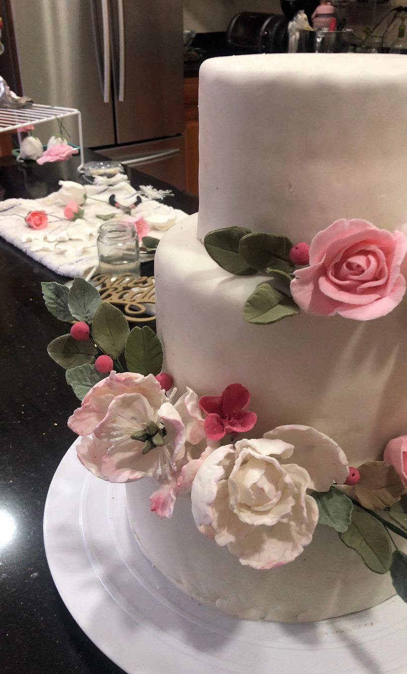 Mi proyecto del curso: Flores de azúcar para cake design 2