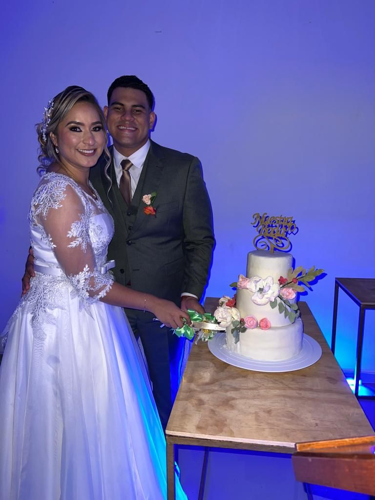 Mi proyecto del curso: Flores de azúcar para cake design 6