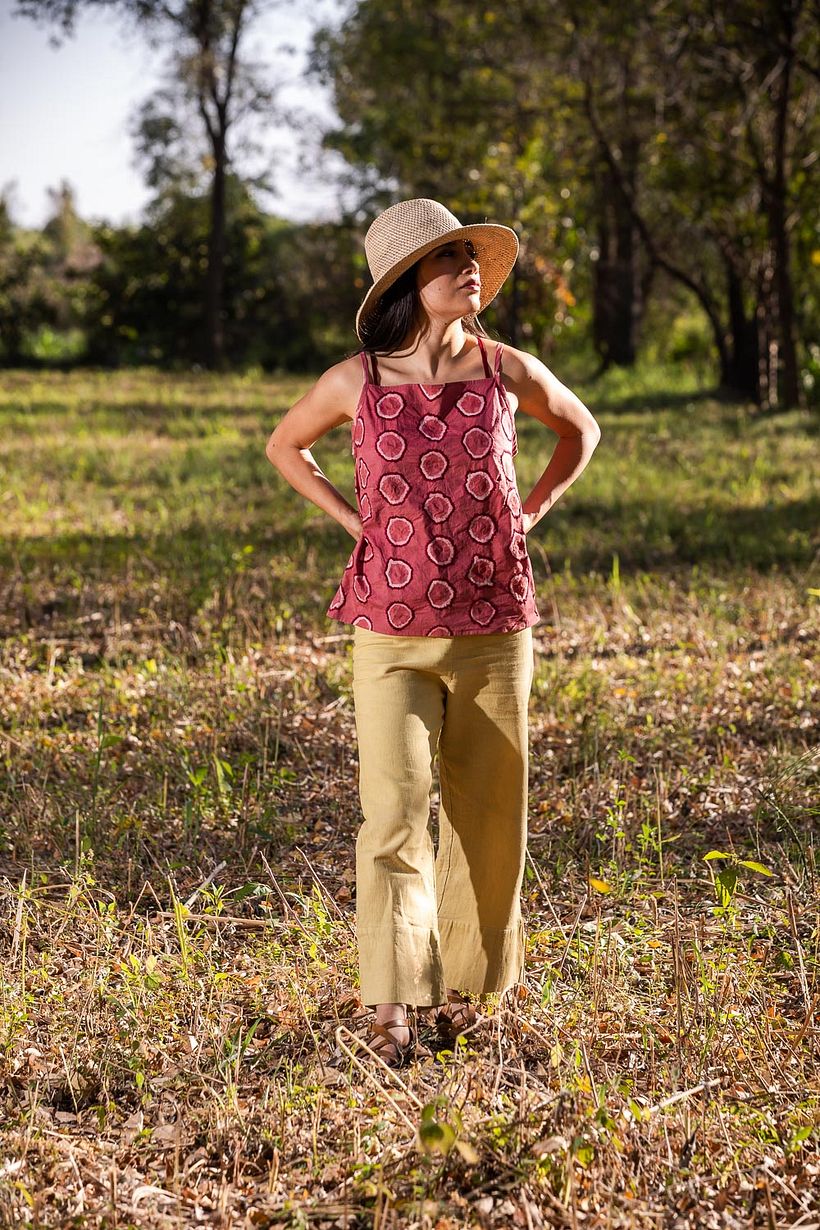 Blusa Brazzil y pantalón sol