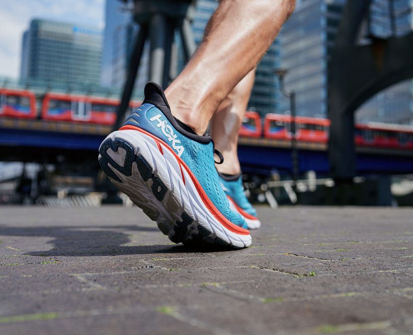 Hoka One One 6