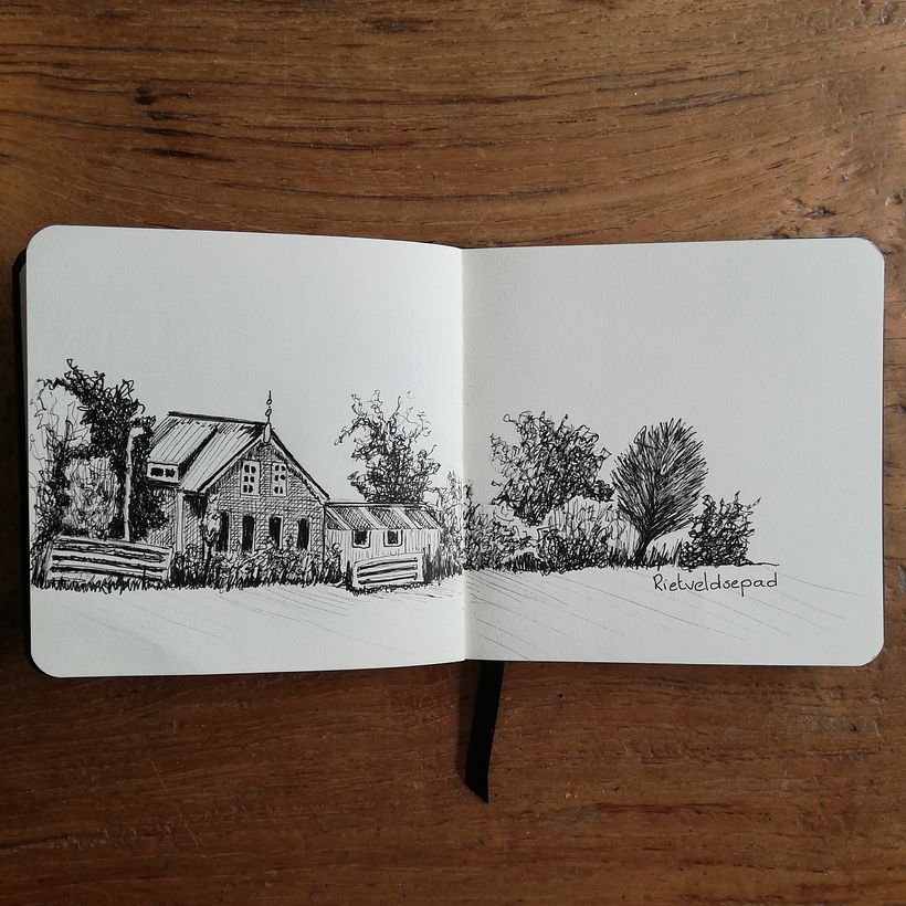 Monique's Illustrated Diary: Fill Your Sketchbook with Experiences 20