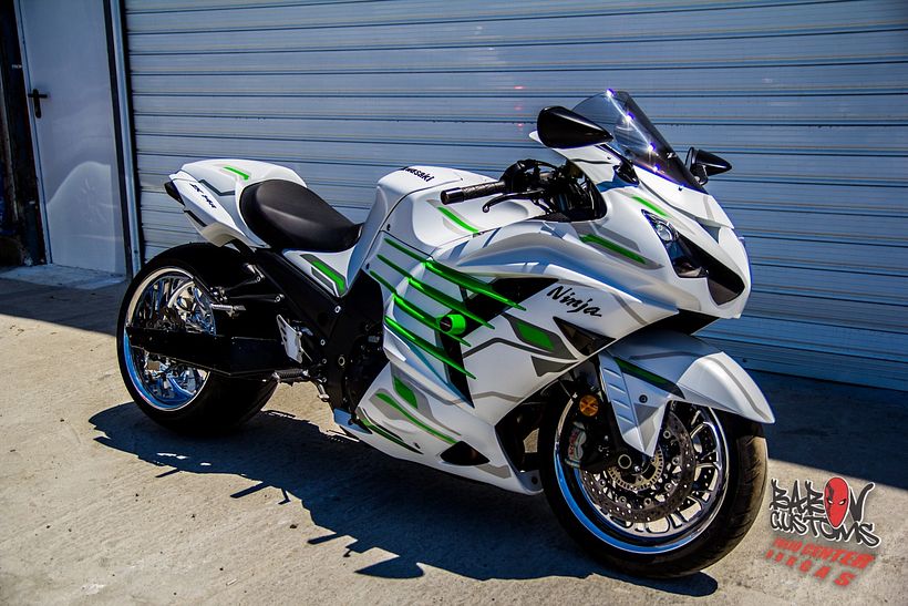 Vehicle Wrap Artist 11