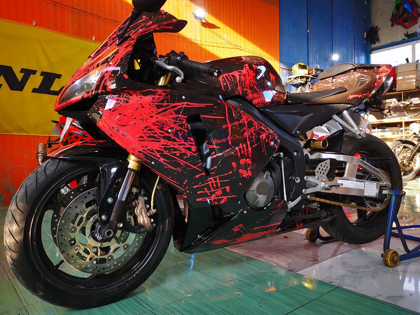 Vehicle Wrap Artist 15