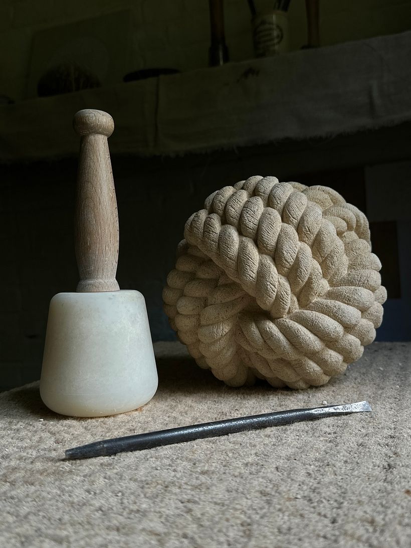 Carving a Rope Knot 1