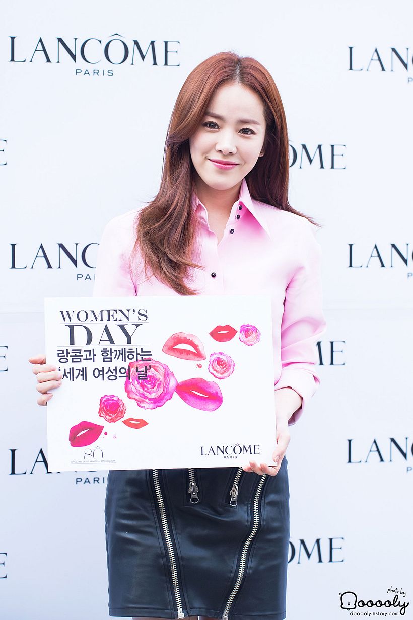 Lancome Women's Day Artwork  4