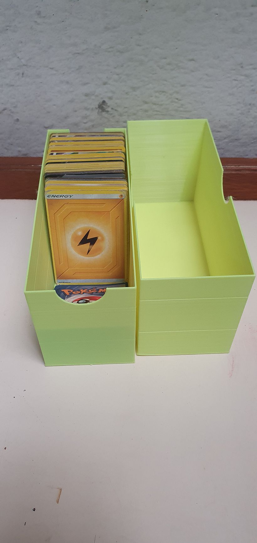 La caja con las cartas