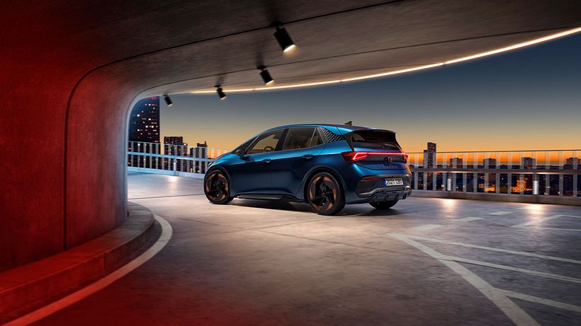 CUPRA Born 13