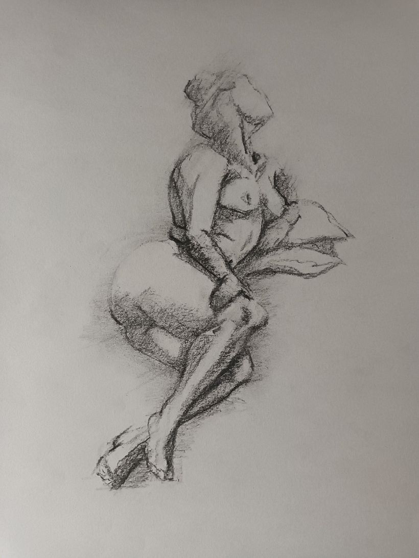 Mi proyecto del curso: Principios de dibujo anatómico con carboncillo 3