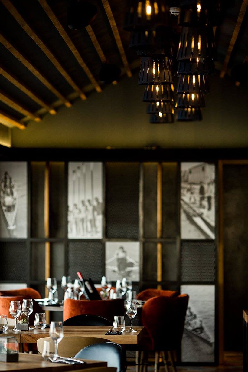 Restaurant Area 