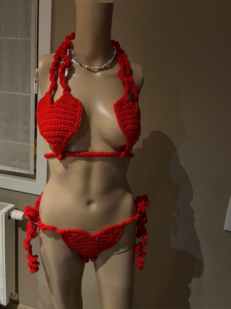 BIKINI SAINT VALENTIN CROCHET