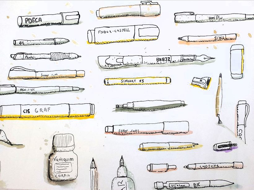 desenho de varias canetas e todo o meu material de desenho feito a caneta com sombreamentos em hidrocor ou aquarela