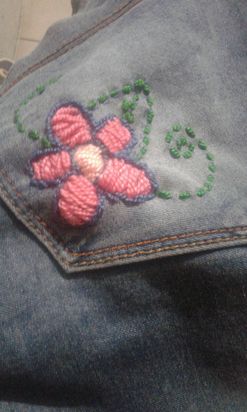 Mi proyecto del curso: Bordado contemporáneo con puntos tradicionales mexicanos 4