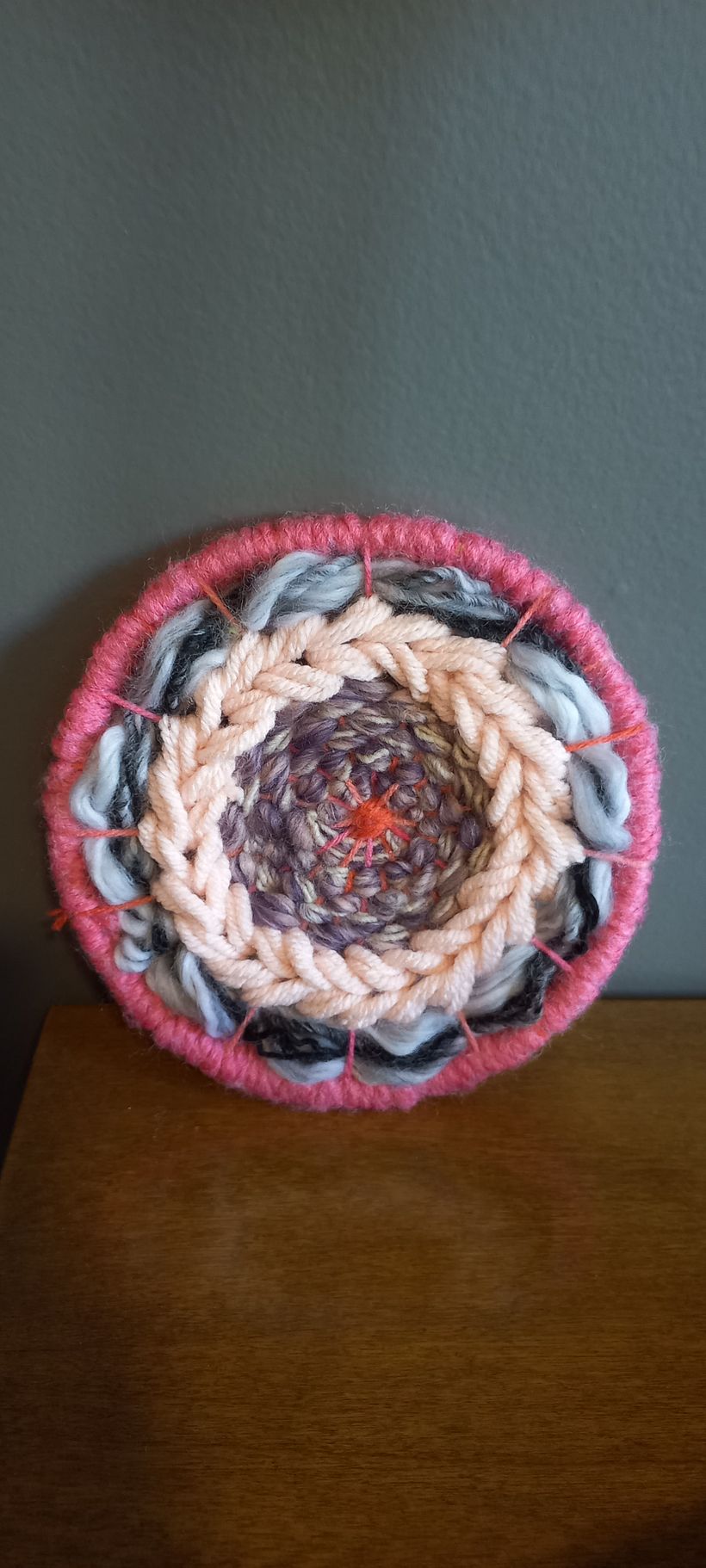Circular loom