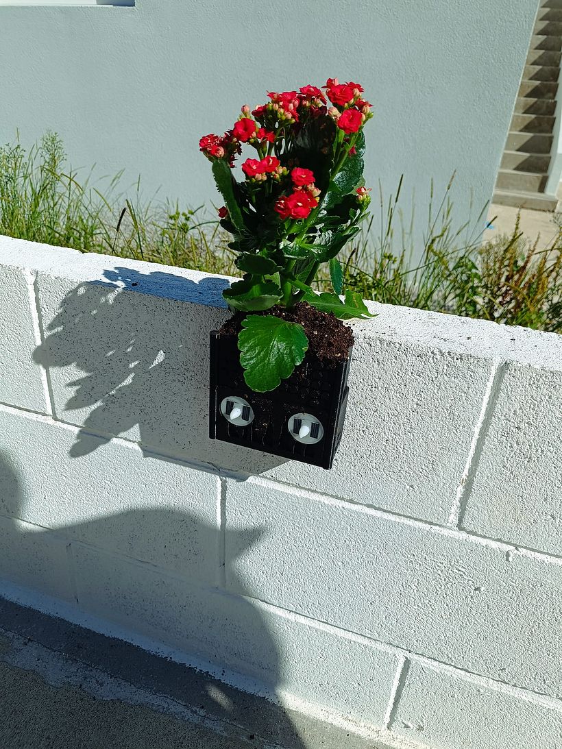 Vaso de Flores com Vela Solar 4
