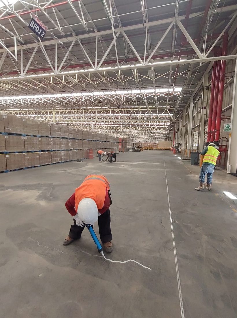 Gestión y dirección de reparación de pisos de concreto  5