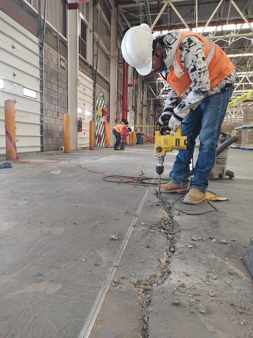 Gestión y dirección de reparación de pisos de concreto  11