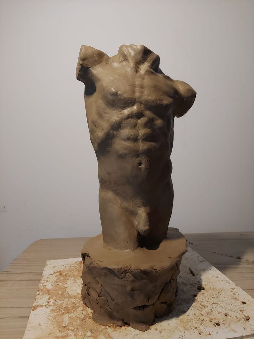 Meu projeto do curso: Modelagem de bustos com argila 2