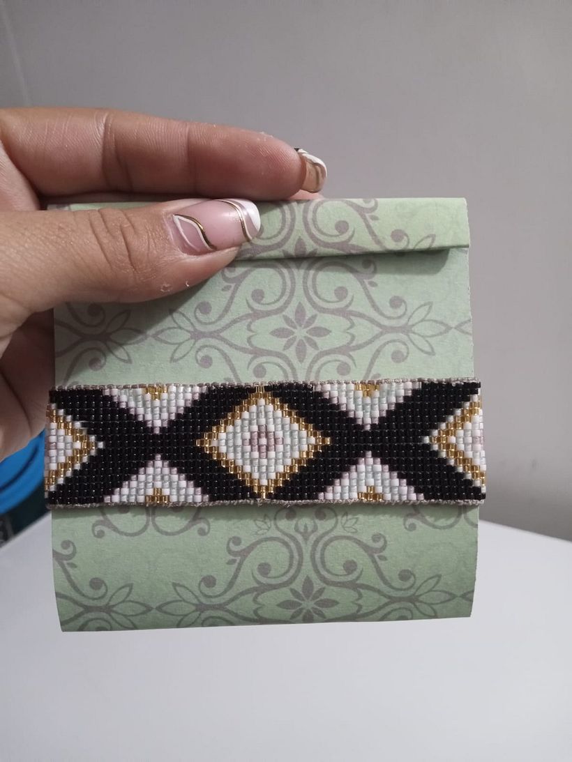 Mi proyecto del curso: Diseño y creación de joyería con mostacillas 6