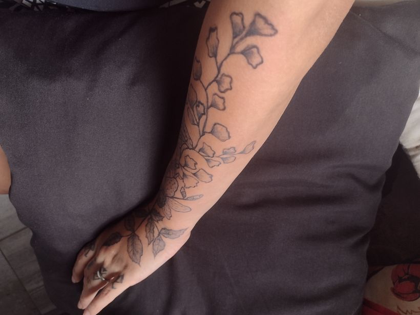 Meu projeto do curso: Técnicas de tatuagem blackwork com fine line 5