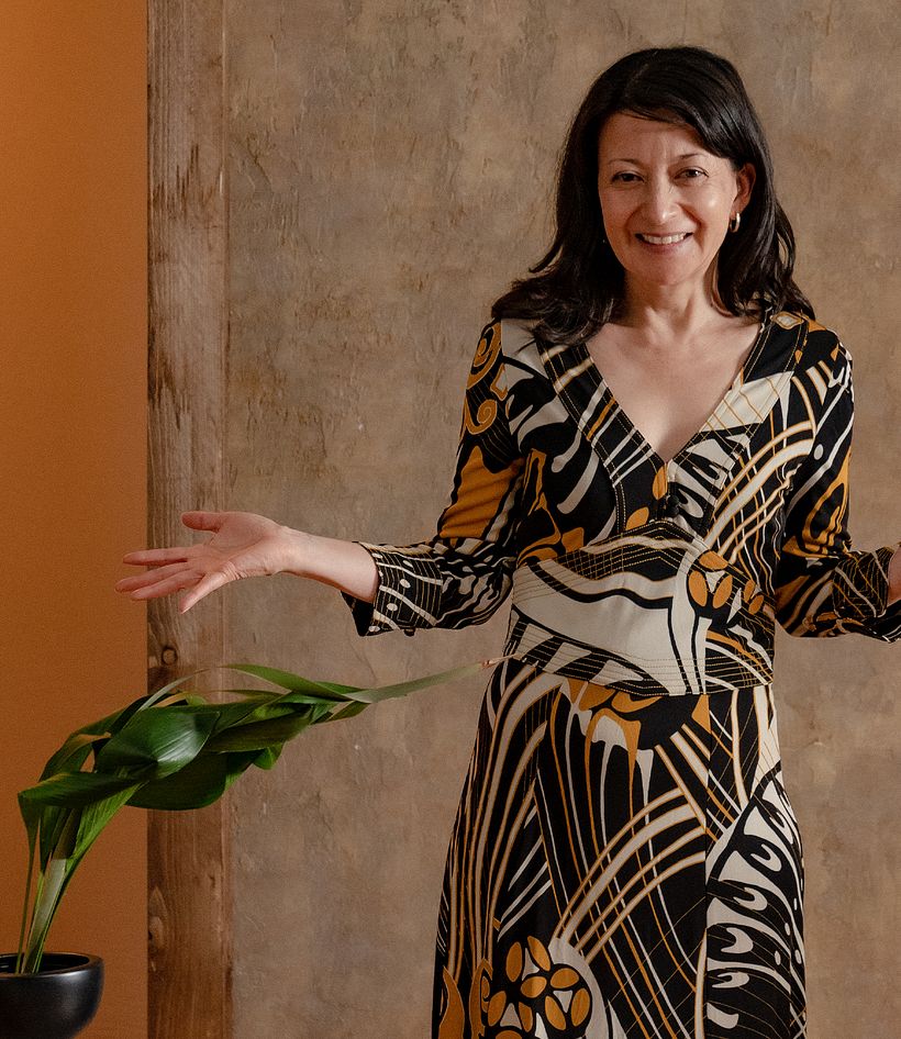 Connect with Nature and Discover the Beauty of Imperfection with Ikebana: The Japanese Art of Flower Arranging 1