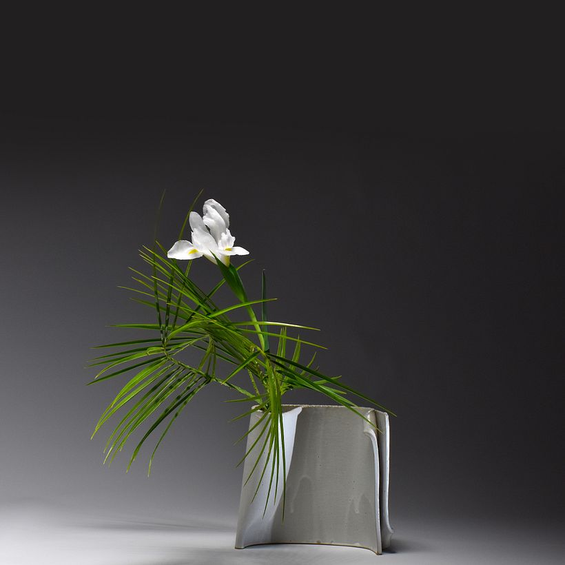 Connect with Nature and Discover the Beauty of Imperfection with Ikebana: The Japanese Art of Flower Arranging 9