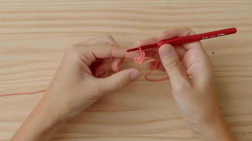 Crochet Tutorial: crochet a bandana for yourself or your pet 8