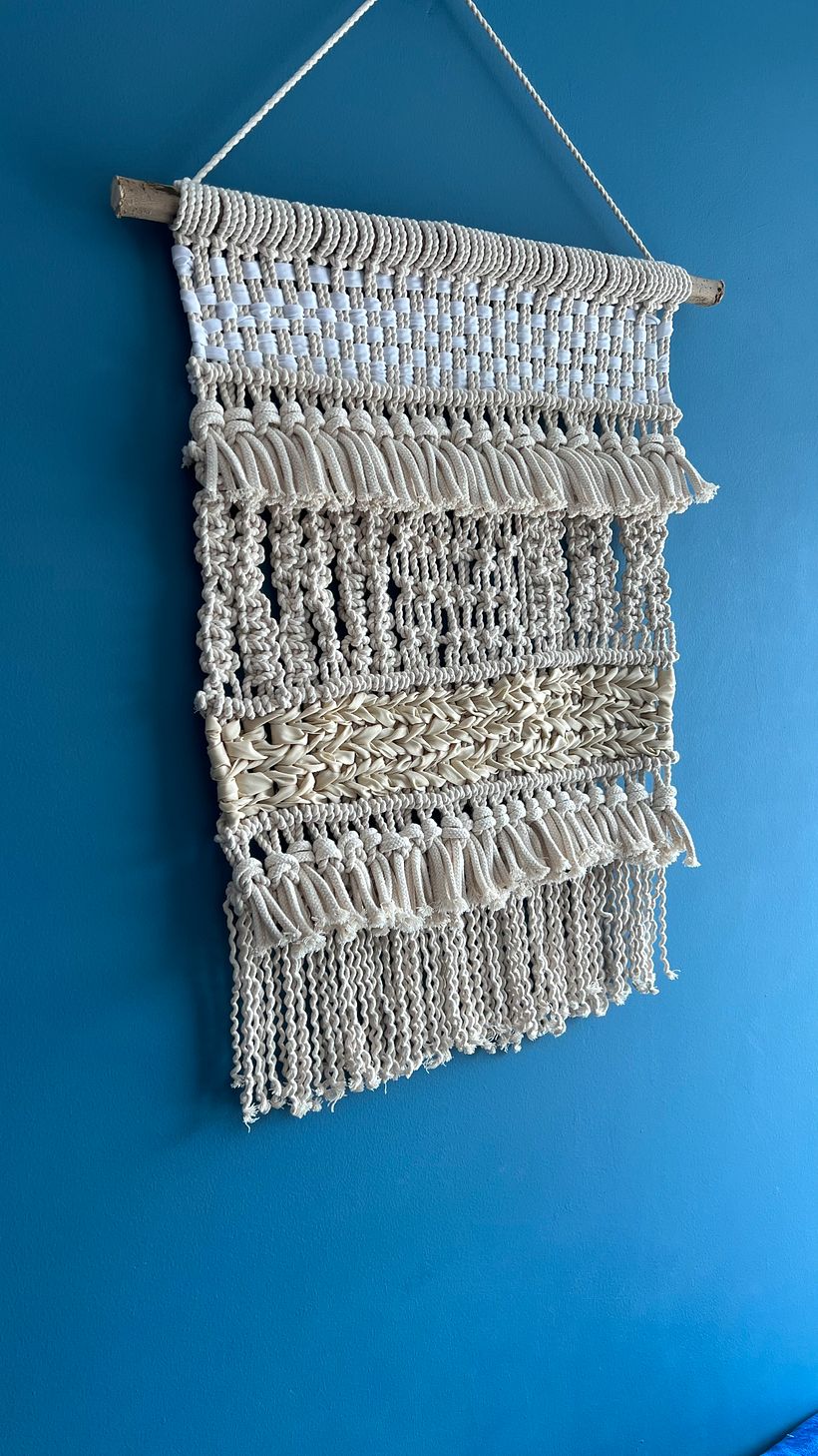 Mi proyecto del curso: Introducción al macramé: creación de un tapiz decorativo 2