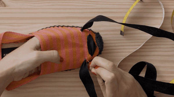 Create as many stitches as you want until you reach the other end of the espadrille.