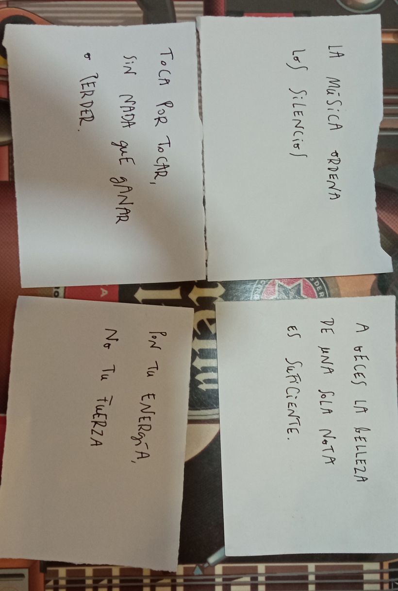 buscando el orden de las frases en 4 tiempos
