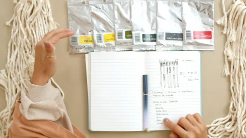 Macramé Tutorial: how to dye a textile tapestry 3