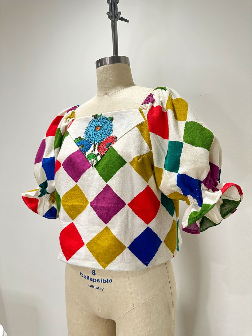 Front Detail with Applique