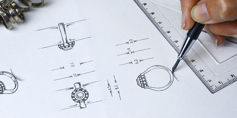 Cómo convertirse en diseñador de joyas 1