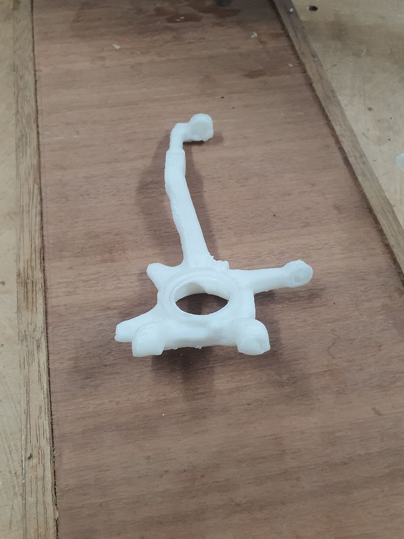 Mon projet du cours : Introduction à la photogrammétrie 3D _Fusée_support roue 9
