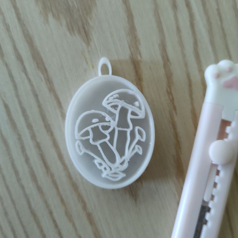 Se imprimió en una Ender 3 con filamento PEDG color blanco