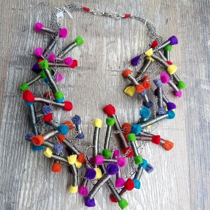 Collar Cartouche de paño