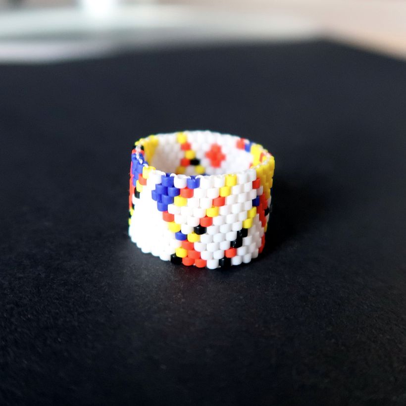 Beading - inspired by the painting of Piet Mondrian 8