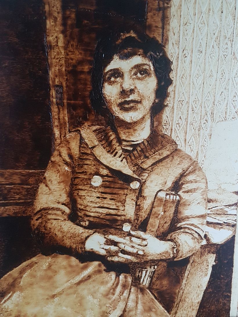 Pyrography project - Portrait - Handwerk