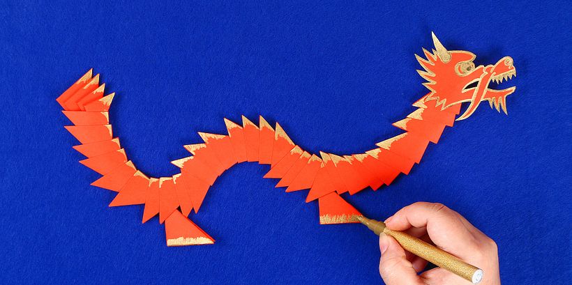 Cómo hacer un dragón de papel para celebrar el Año Nuevo chino 13