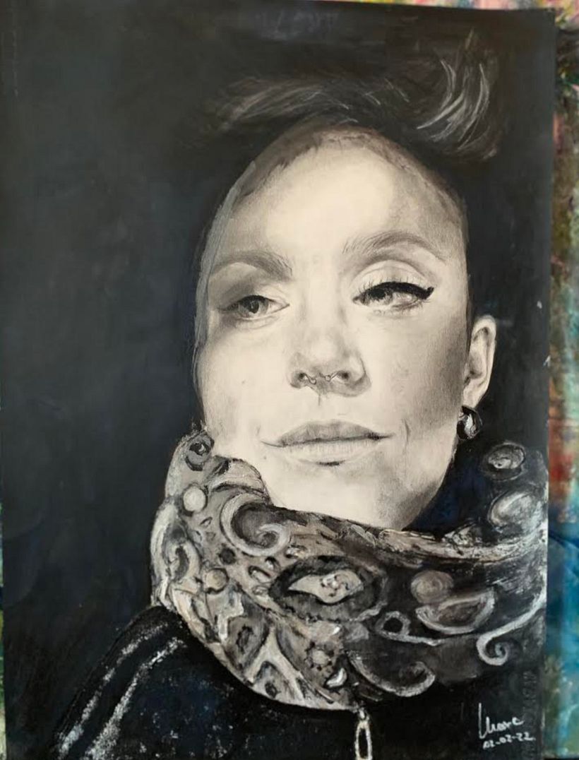 Mi proyecto del curso: Retrato realista con lápiz de grafito 2