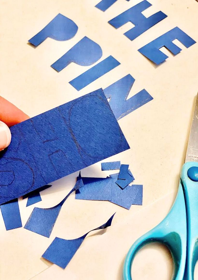 Découpage des lettres / Cutting out letters