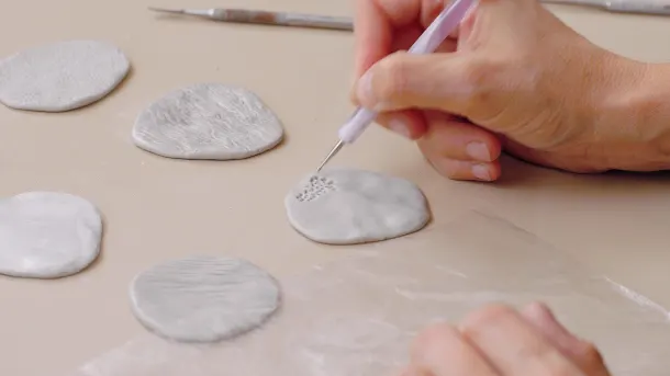 Craft Tutorial: tips to create textures with epoxy clay  7
