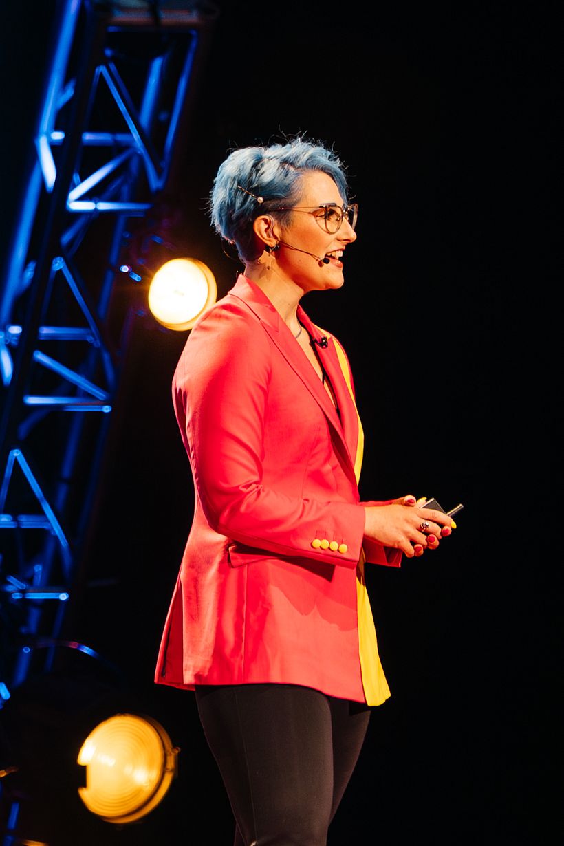 TEDx Talk: The Middle Finger Method 1