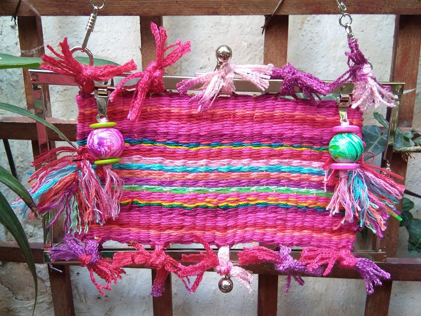 Weaving made entirely from recycled materials