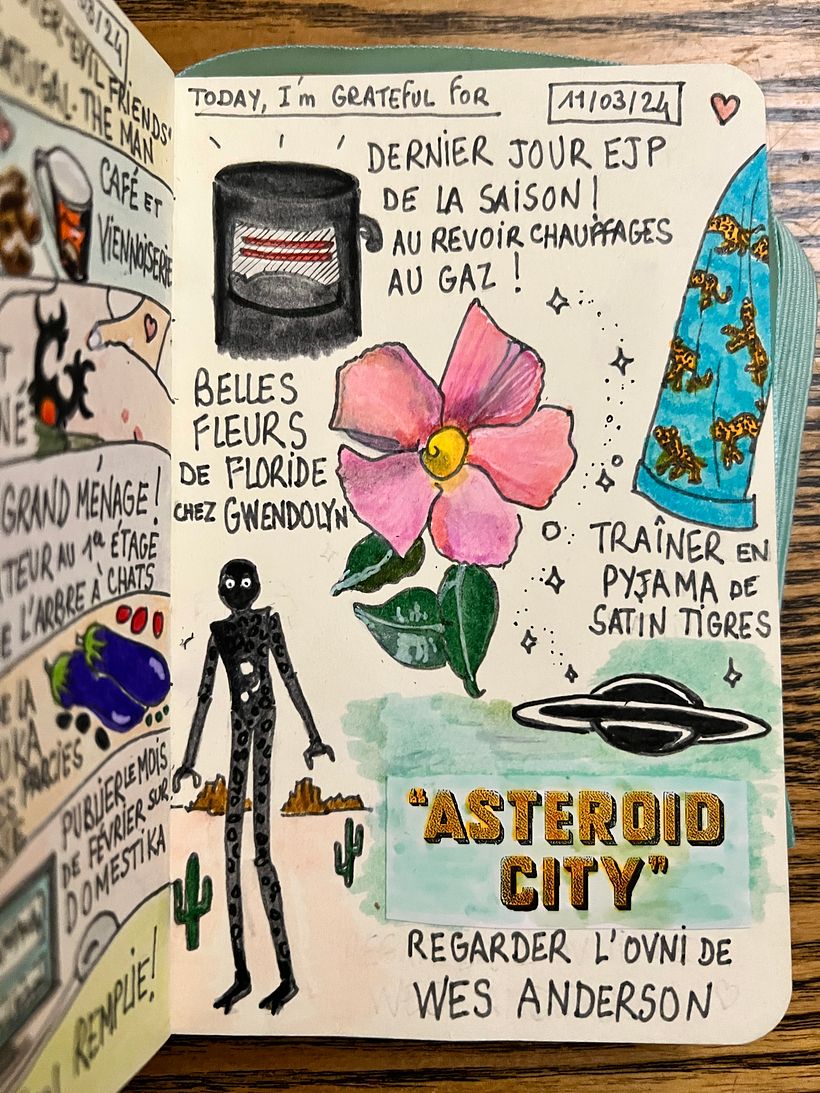 End of the heaters season ! Hanging out in silky blue pyjamas with tigers, watching Asteroid City on the sofa