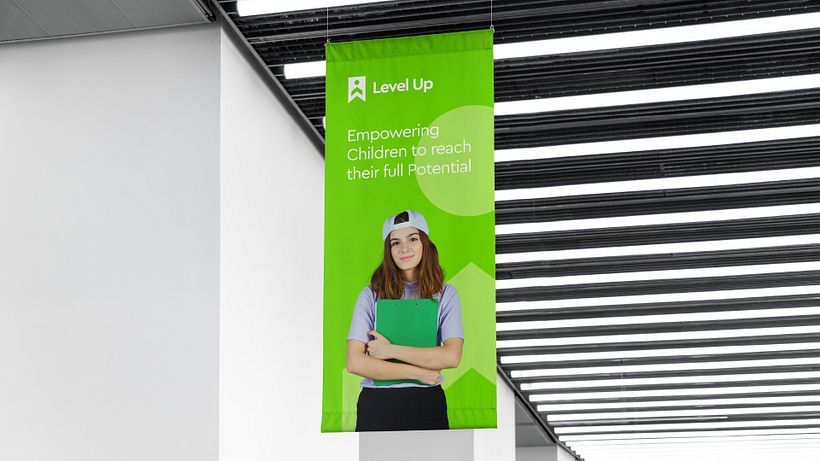 Level Up | My project for course: Contemporary Brand Identity: Using Verbal and Visual 7