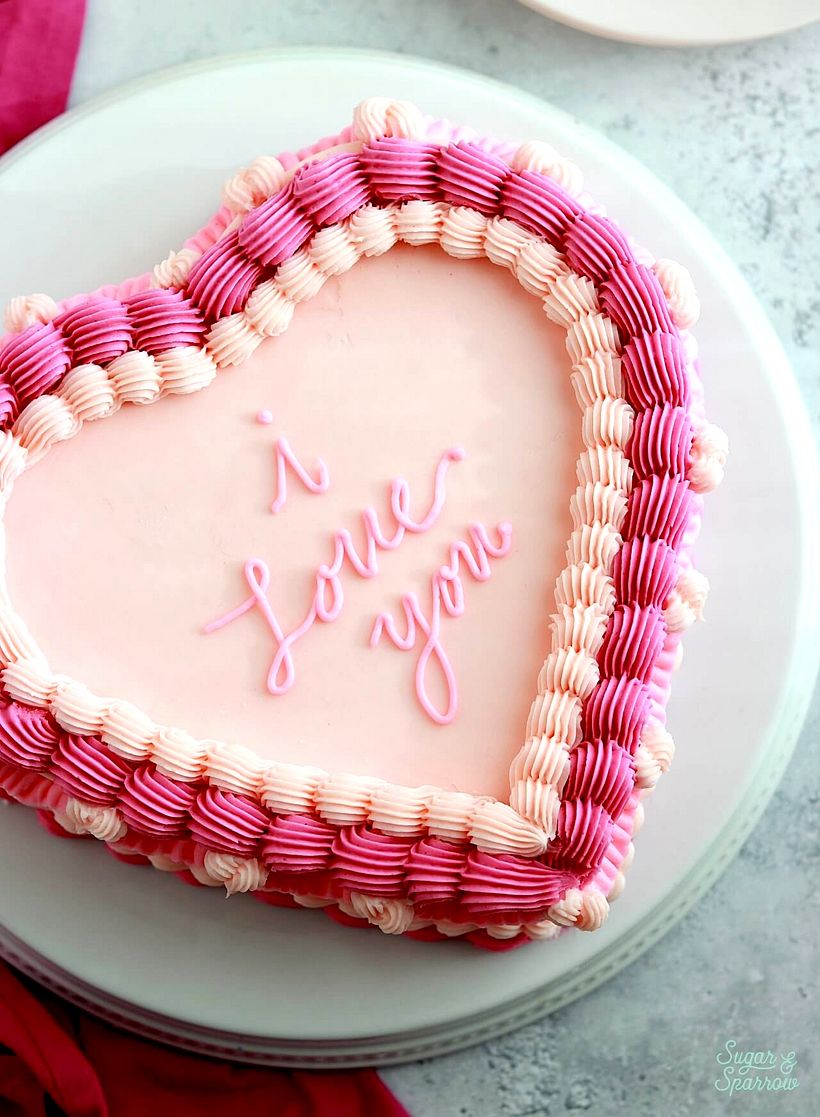 Vintage Heart Cake 2