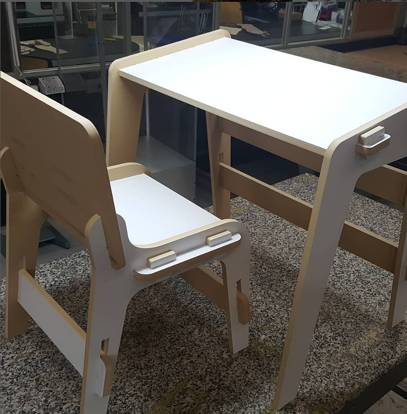 mesa infantil desarmable. mdf 15mm con melamina 