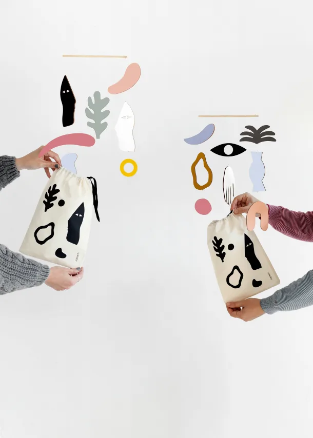 Various products from Verónica de Arriba's online store.