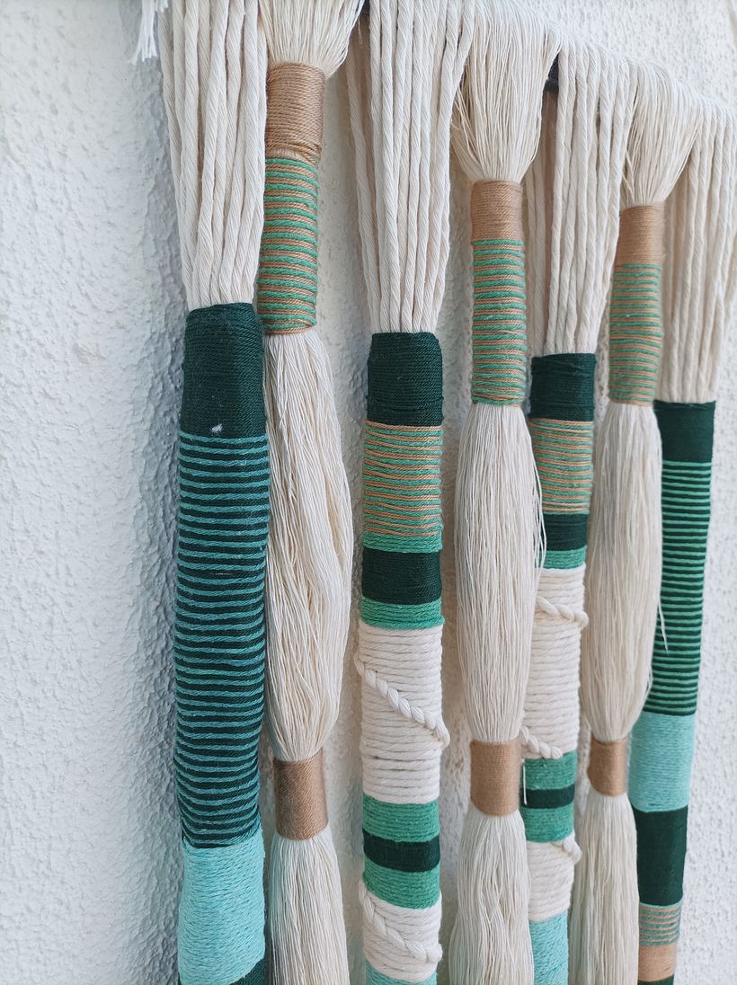 Mi proyecto del curso: Macramé: técnicas de tejido envuelto 6