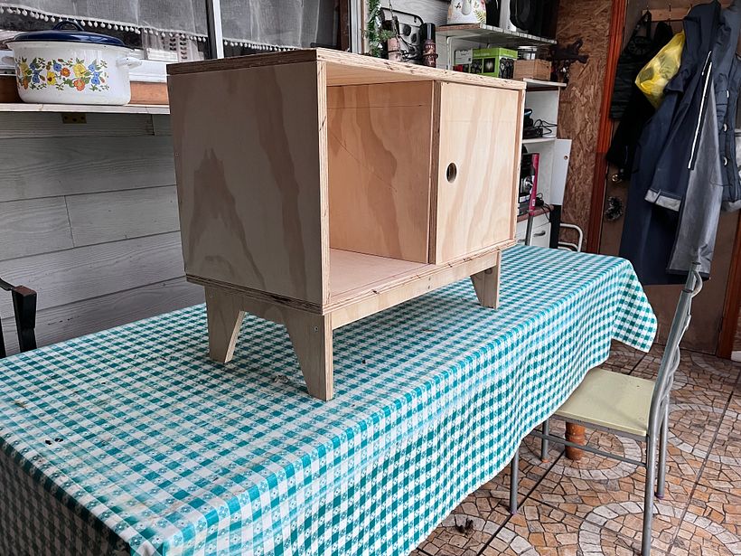 Mi proyecto del curso: Diseño y construcción de muebles para principiantes 2